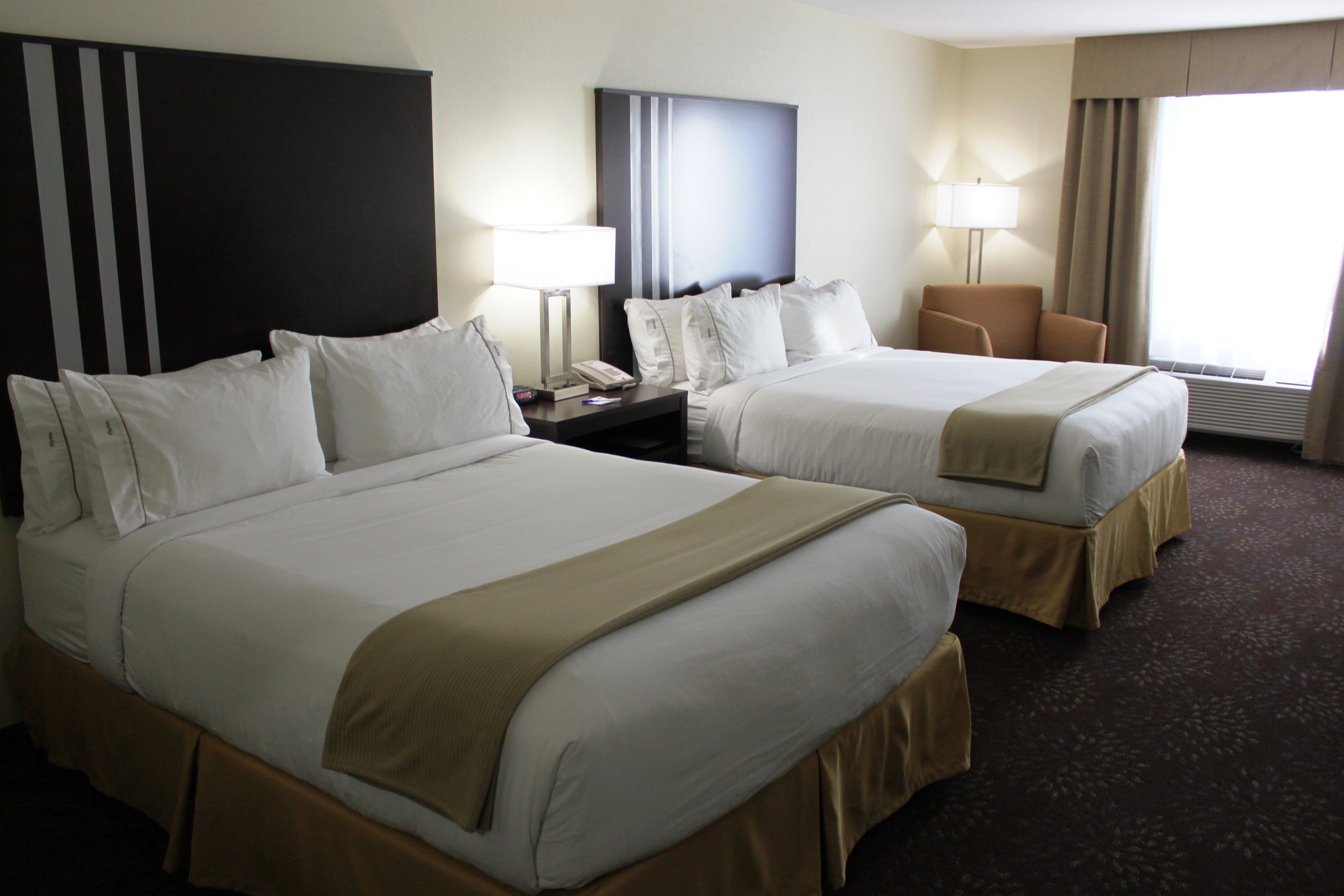 Holiday Inn Express Yorkton East By Ihg Экстерьер фото