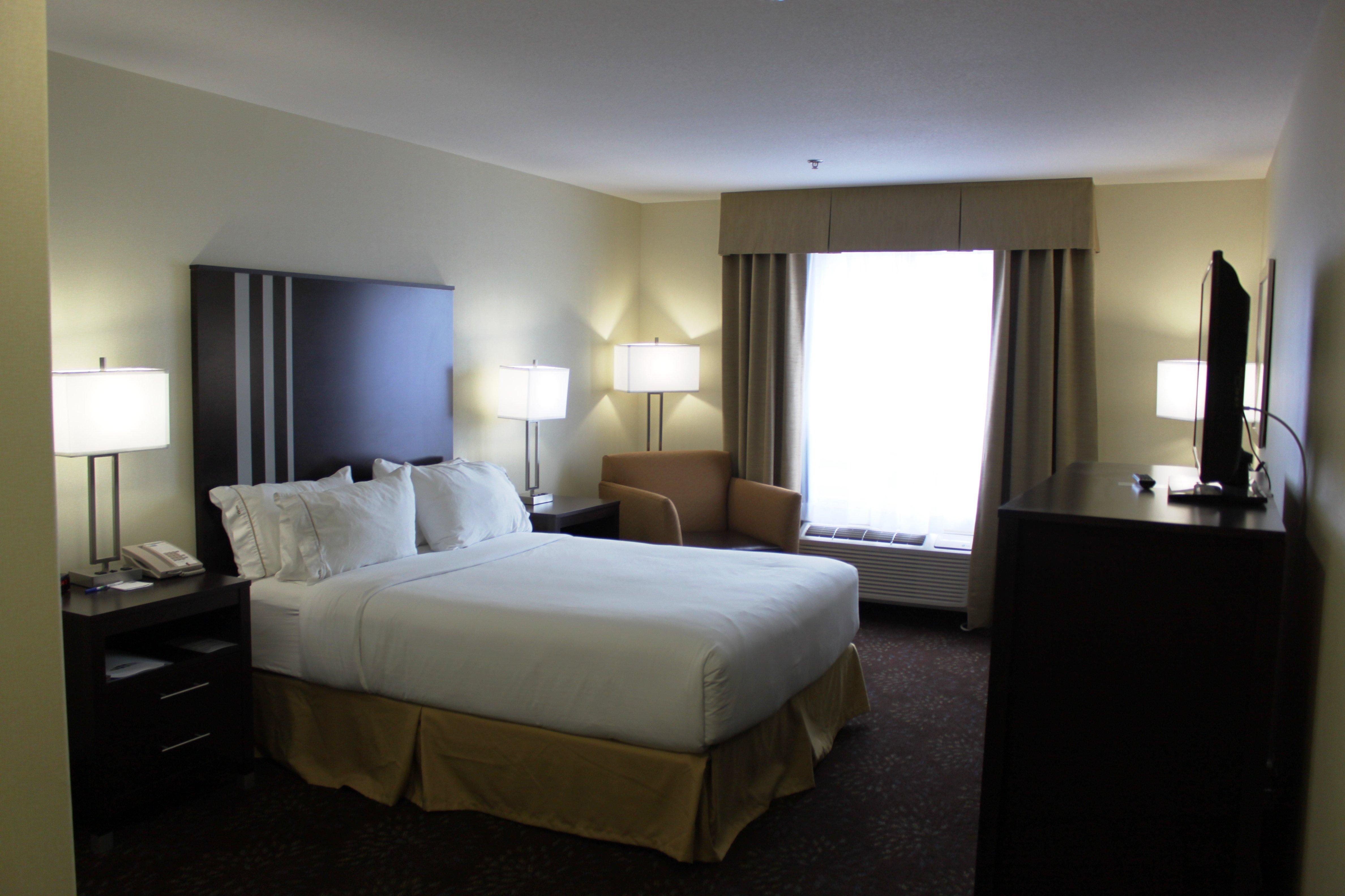 Holiday Inn Express Yorkton East By Ihg Экстерьер фото