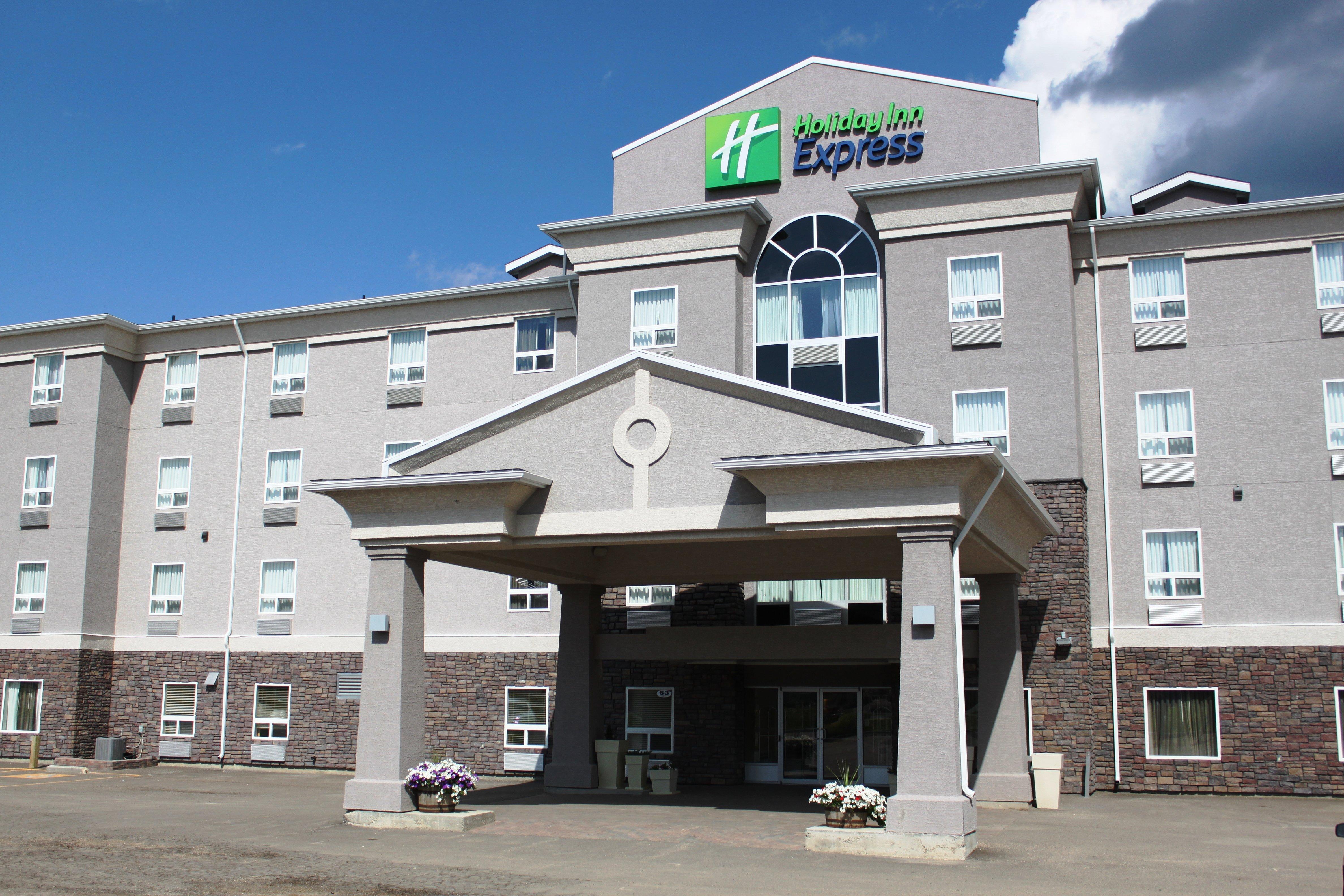 Holiday Inn Express Yorkton East By Ihg Экстерьер фото