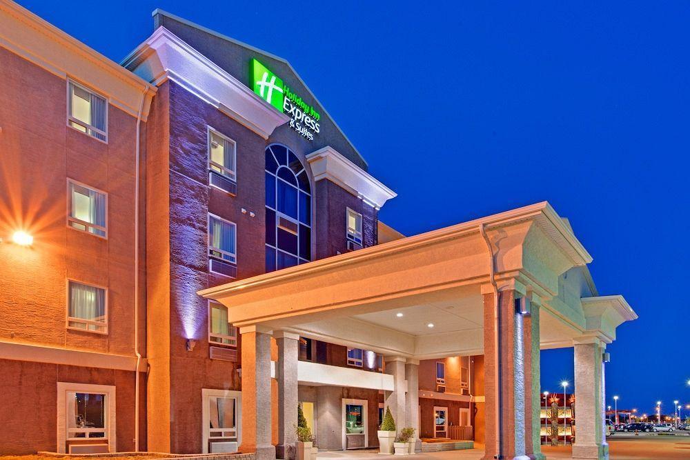 Holiday Inn Express Yorkton East By Ihg Экстерьер фото