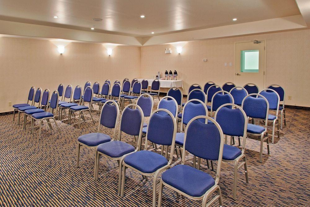 Holiday Inn Express Yorkton East By Ihg Экстерьер фото